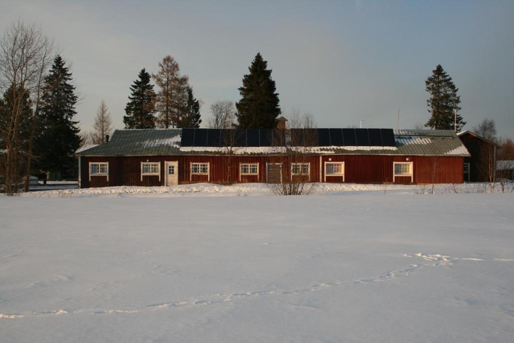 Maentylaen Tila Hotel Narvijoki Exterior photo